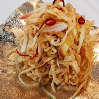 腸活！みょうが香る切り干し大根と糸こんの中華サラダ